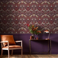 William Morris Papier Peint<Papier peint intissé Strawberry plum orange, violet L.1000 x l.52cm