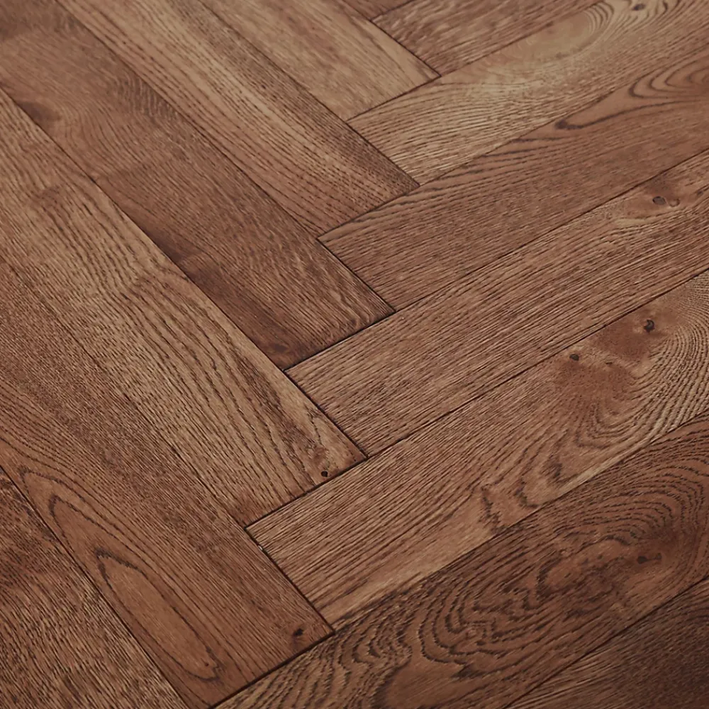 GoodHome Parquet contrecollé clipsable Skara bâtons rompus en chêne huilé brun rustique- Parquet Chevron|Parquet Contrecollé