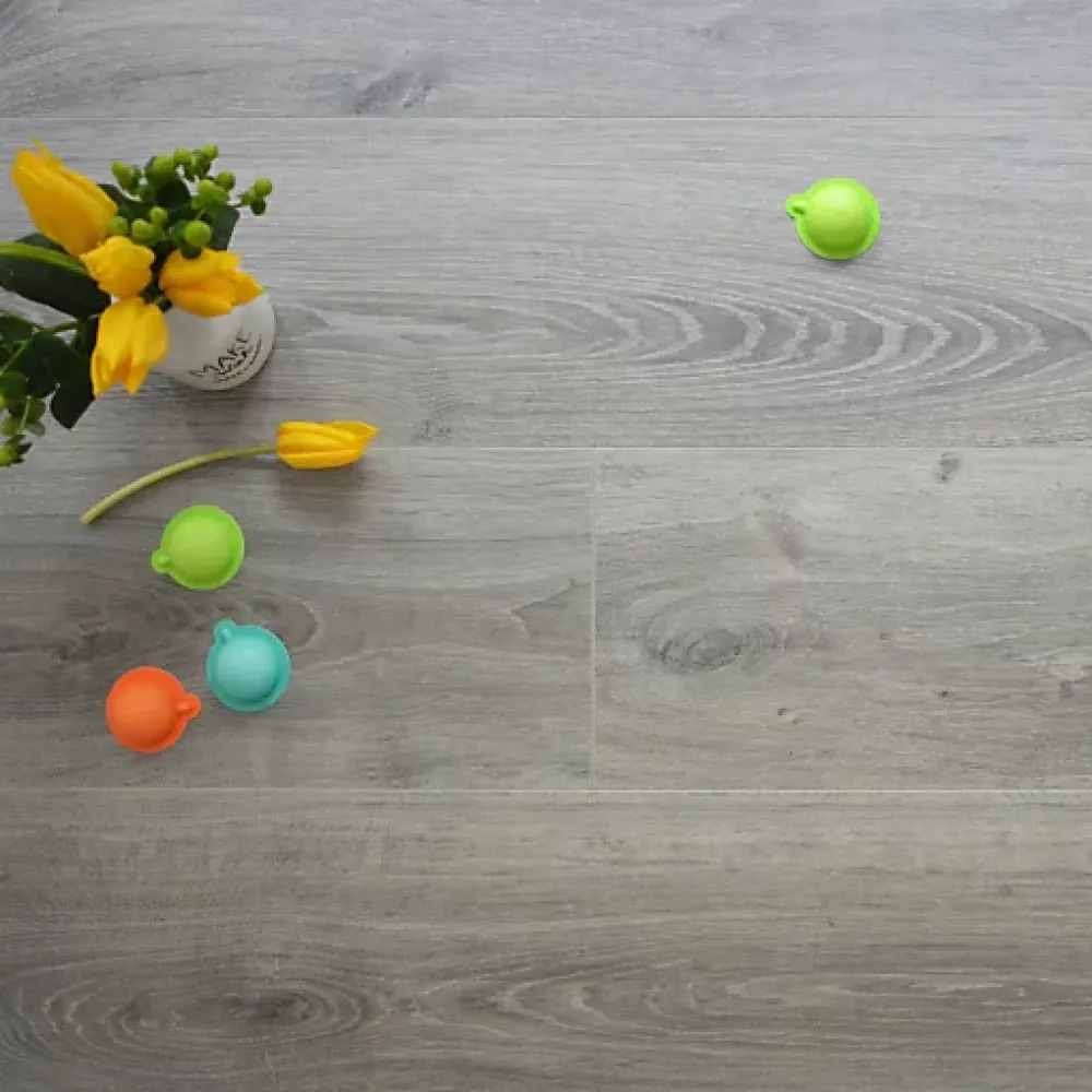Décoweb Parquet flottant Stratifié - KronoSwiss Noblesse V4 - Chêne New York 5G - Paquet de 2,131 m²- Sol Stratifié