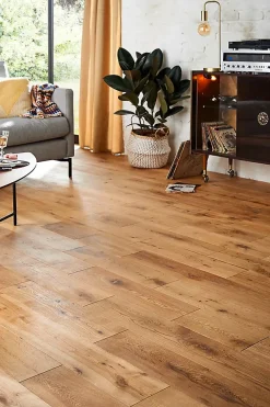 GoodHome Parquet Massif|Voir Tous Les Parquets<Parquet massif clipsable Ystad L en chêne huilé blond