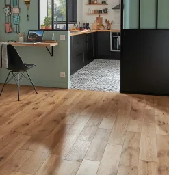GoodHome Parquet Massif|Voir Tous Les Parquets<Parquet massif clipsable Ystad L en chêne huilé blond