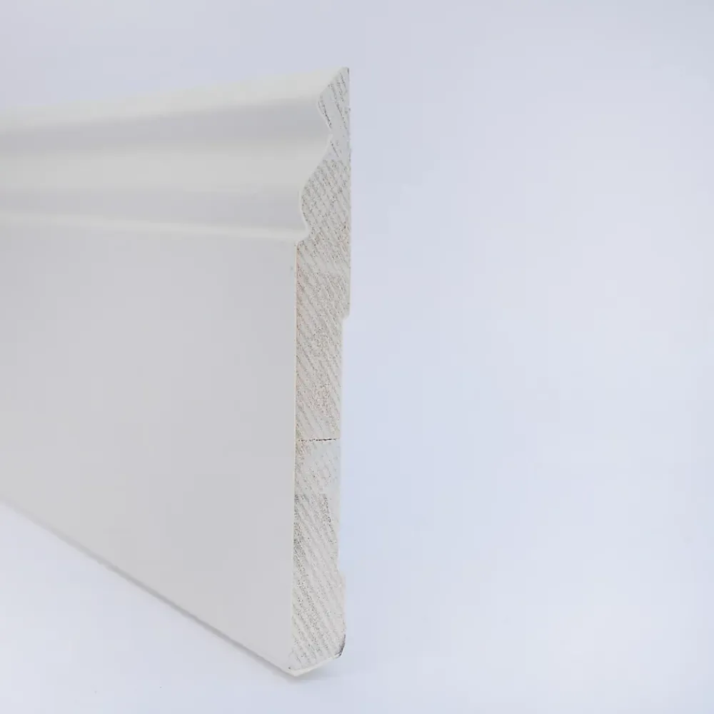 Woodbord Plinthe Bois de Pin Merkusii - Enduite Gesso Blanc - 12x120x2200mm- Plinthe Bois|Plinthe Bois