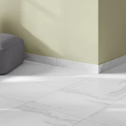 GoodHome Plinthe Pour Carrelage Sol<Plinthe carrelage intérieur effet marbre blanc L.60 x l.8 cm x ép.9 mm, Ultimate Marble