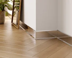Ilcom Plinthe décorative pour mur F Argent poli - 100mm x 2700mm x 0,65 ep.- Plinthe Pour Parquet Et Stratifié