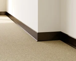 Ilcom Plinthe décorative pour mur F Noir satiné - 60mm x 2700mm x 0,65 ep.- Plinthe Pour Parquet Et Stratifié