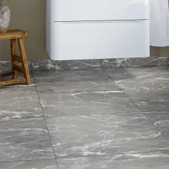 GoodHome Plinthe Pour Carrelage Sol<Plinthe en carrelage effet marbre gris brillant L.60 x l.7,5 x ép.8,5 mm, Aruma