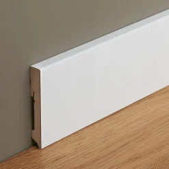 GoodHome Plinthe Pour Parquet Et Stratifié<Plinthe MDF Blanc contemporaine 220 x 10 cm Décor 10 (vendue à la pièce)