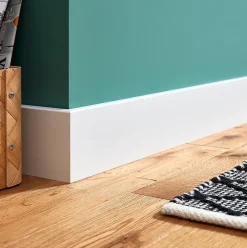 GoodHome Plinthe Pour Parquet Et Stratifié<Plinthe MDF Blanc contemporaine 220 x 10 cm Décor 10 (vendue à la pièce)
