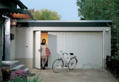 Hormann Porte de garage basculante avec portillon acier blanc trafic ral 9016 - l.237,5 x h.200 cm- Porte De Garage Basculante