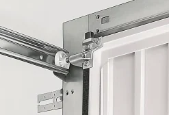 Hormann Porte de garage basculante avec portillon acier blanc trafic ral 9016 - l.237,5 x h.200 cm- Porte De Garage Basculante