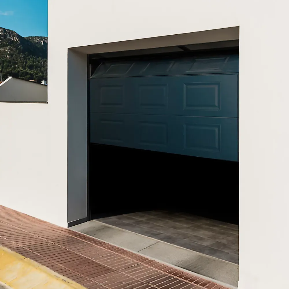 GoodHome Porte De Garage Sectionnelle<Porte de garage sectionnelle à cassettes acier gris RAL 7016 - L.240 x h.200 cm - motorisée (en kit)