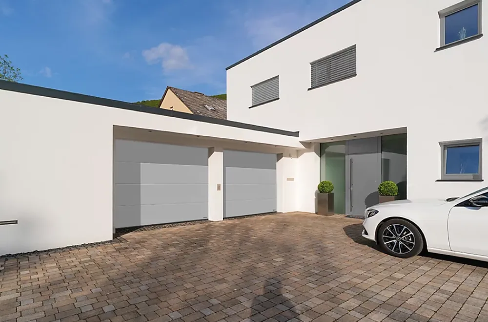 Hormann Porte de garage sectionnelle acier EcoStar Planar blanc aluminium RAL 9006 Matt Deluxe - l.300 x h.200 cm - motorisée- Porte De Garage Sectionnelle