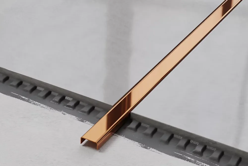 Ilcom Profilé décoratif C en acier inoxydable pour carrelage Cuivre poli - 10 mm x 2700 mm x 0,65 ep.- Profilé Carrelage
