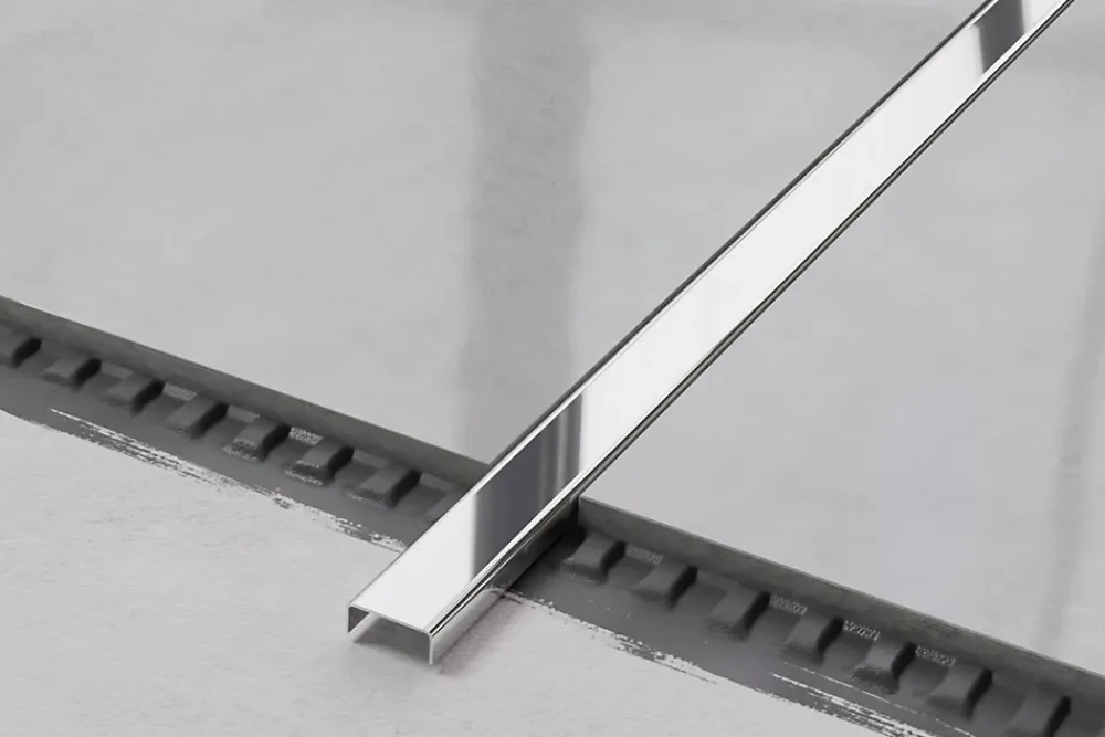Ilcom Profilé décoratif C en acier inoxydable pour carrelage Argent poli - 10 mm x 2700 mm x 0,65 ep.- Profilé Carrelage
