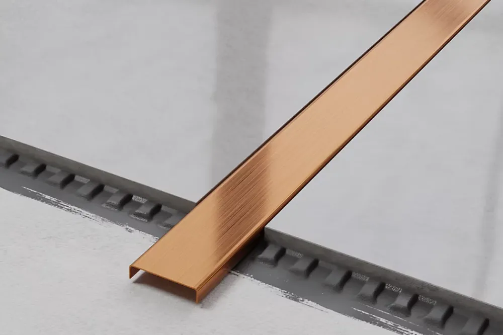 Ilcom Profilé décoratif C en acier inoxydable pour carrelage Cuivre satiné - 40 mm x 2440 mm x 0,65 ep.- Profilé Carrelage