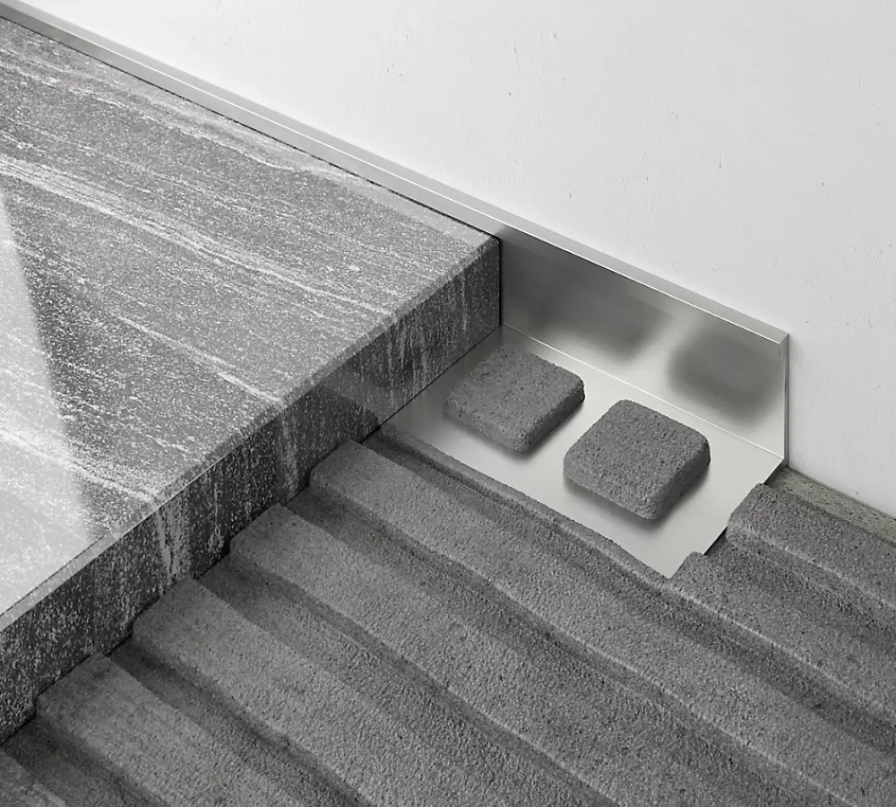 Diall Profilé Carrelage<Profilé de carrelage intérieur droit aluminium argent anodisé mat L.2,5m x l.2,2cm x ep.8mm