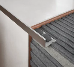 Diall Profilé de carrelage intérieur droit aluminium argent anodisé mat L.2,5m x l.2,2cm x ep.10mm- Profilé Carrelage