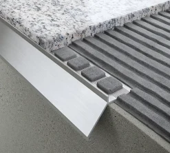 Diall Profilé goutte d'eau extérieur biseauté aluminium brut argent lisse 35mmx250cm- Profilé Carrelage