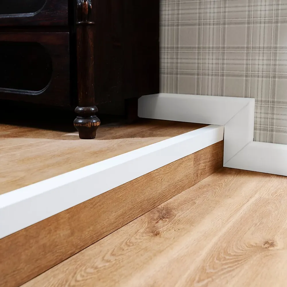Quest Cornière PVC 20x10 mm de protection et de décoration, baguette d'angle de finition, profilé L, KT, rigide, blanc, 200 cm- Plinthe Pour Sol En Vinyle Et Pvc