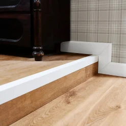 Quest Cornière PVC 35x35 mm de protection et de décoration, baguette d'angle de finition, profilé L, KT, rigide, blanc, 200 cm- Plinthe Pour Sol En Vinyle Et Pvc