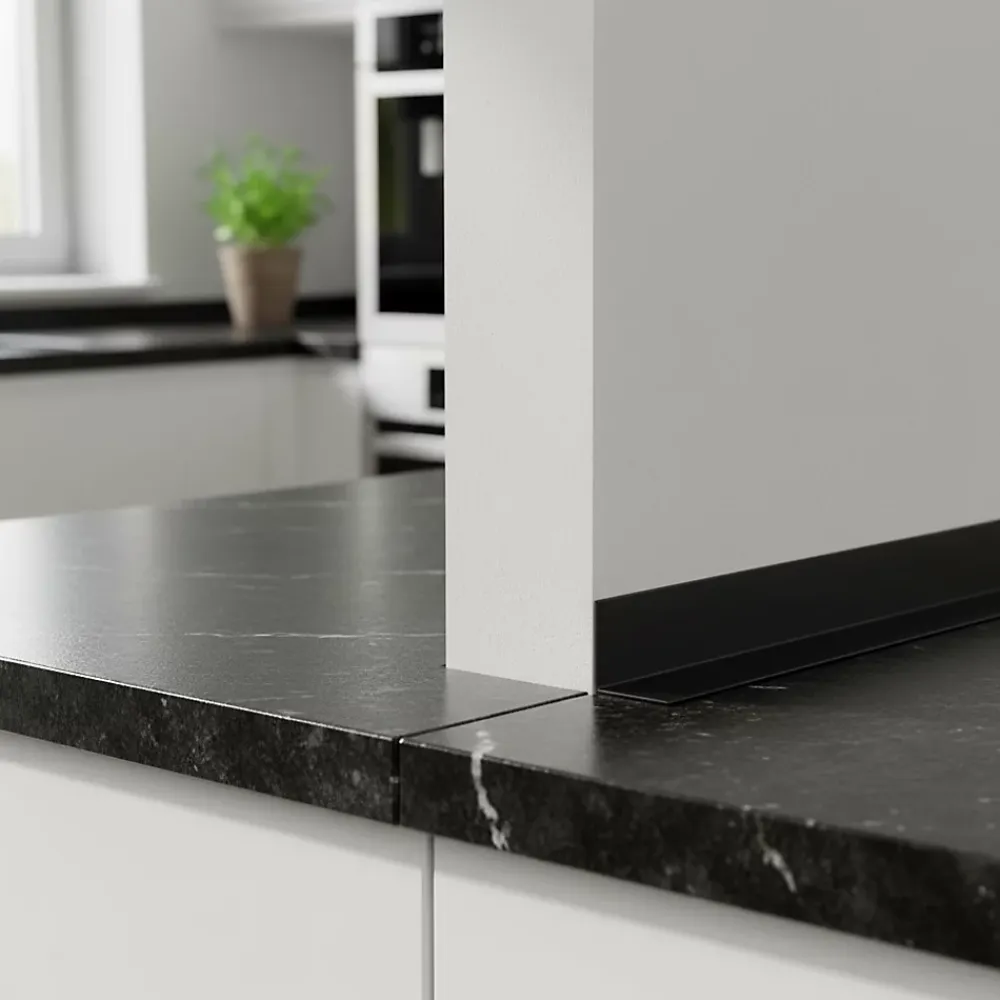 Quest Cornière PVC 50x50 mm de protection et de décoration, baguette d'angle de finition, profilé L, KT, rigide, noir, 200 cm- Plinthe Pour Sol En Vinyle Et Pvc