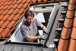 Velux Raccord, Habillage Et Bloc Isolant De Fenêtre De Toit<Raccord de remplacement fenêtre de toit EW SK06 gris