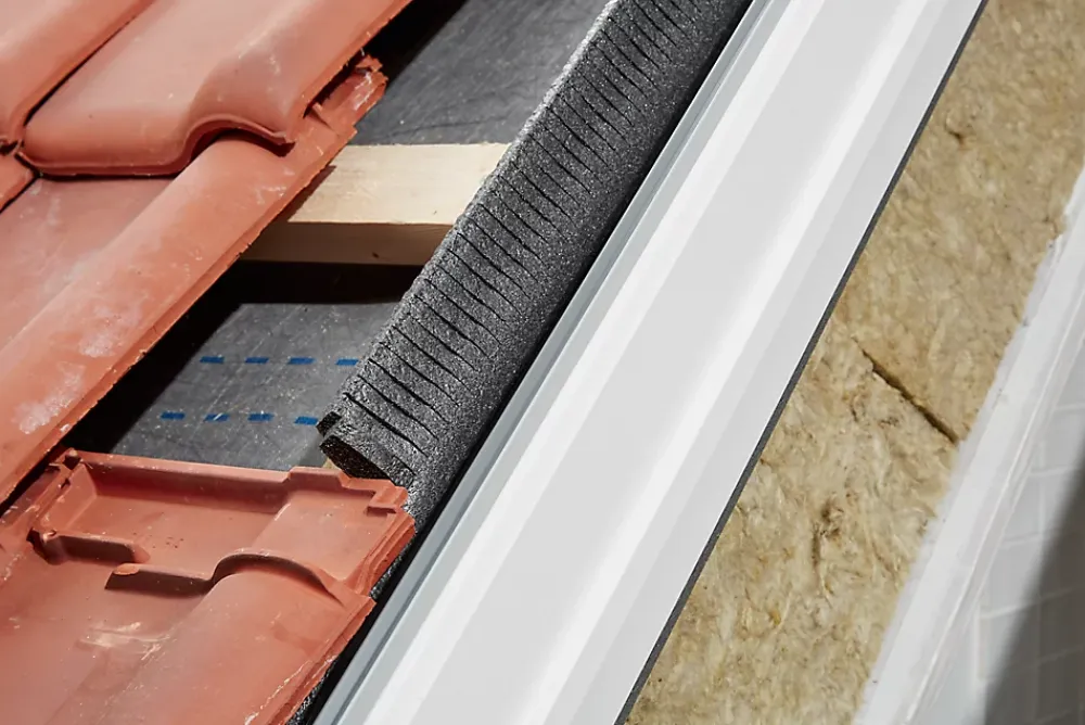 Velux Raccord fenêtre de toit simple sur tuiles EDW SK06 gris- Raccord, Habillage Et Bloc Isolant De Fenêtre De Toit