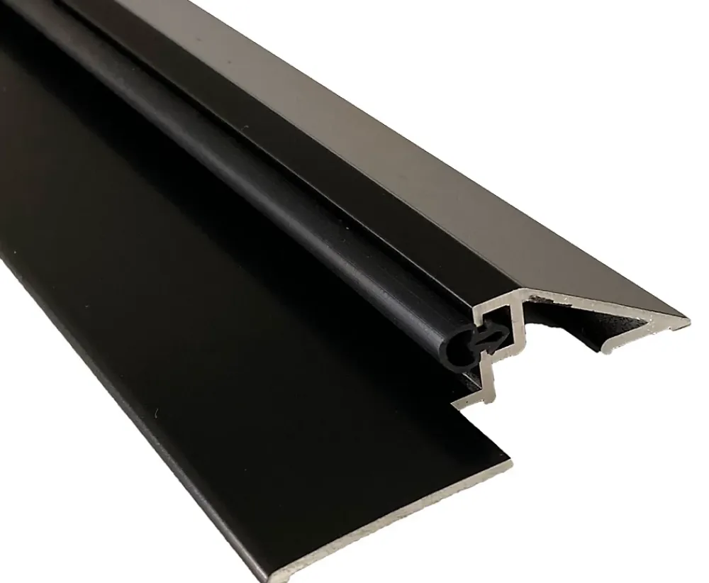 Homewell Seuil de porte PMR (Norme Handicap) alu avec joint et découpe d'angles (Laqué noir, 830mm)- Barre De Seuil|Barre De Seuil