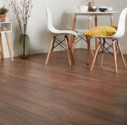 GoodHome Sol Stratifié<Sol stratifié à clipser Otley chêne rustique 10 mm L.138 x l.15.9 cm