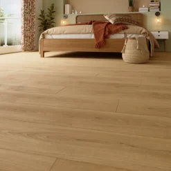GoodHome Sol stratifié Cowley , passage intense AC5, effet chêne miel, L.129,2 cm x l.19,3 cm x ép.8 mm- Sol Stratifié