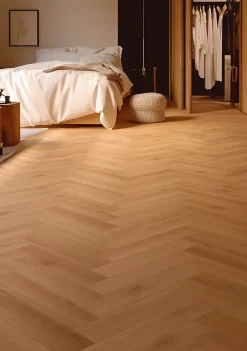 Homflor Sol stratifié Dorado bâton rompu , passage intense AC5, effet chêne blond, L.64,4 cm x l.14,3 cm x ép.8 mm, résistant à l'eau- Sol Stratifié