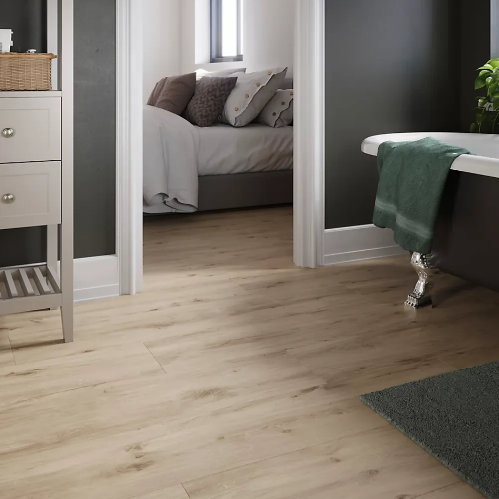 GoodHome Sol stratifié Lulea , passage élevé AC4, effet chêne blond, L.129,2 cm x l.24,6 cm x ép.8 mm, résistant à l'eau- Sol Stratifié