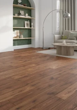 GoodHome Sol Stratifié<Sol stratifié Otley , passage intense AC5, effet chêne brun, L.138,3 cm x l.15,9 cm x ép.8 mm