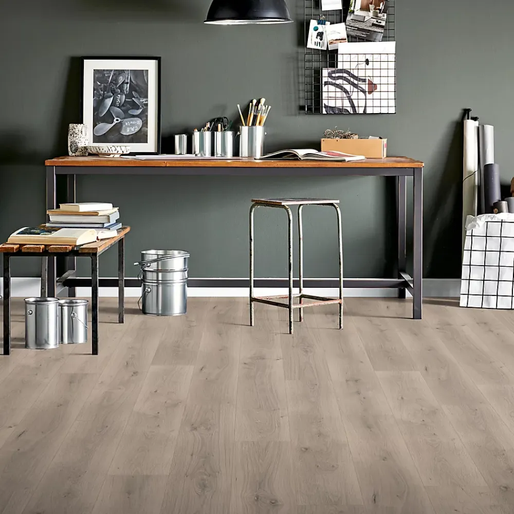 GoodHome Sol stratifié passage intense AC5, effet bois brut grisé, Cress II- Sol Stratifié