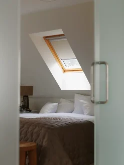 Velux Store De Fenêtre De Toit<Store occultant fenêtre de toit DKL SK06 beige