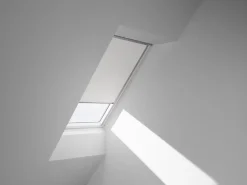 Velux Store occultant fenêtre de toit DKL C04 blanc- Store De Fenêtre De Toit