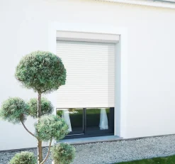 Avosdim Volet Roulant Électrique Radio - Alu Blanc - L150 x H220 cm - Motorise avec telecommande incluse - Recoupable- Volet Roulant