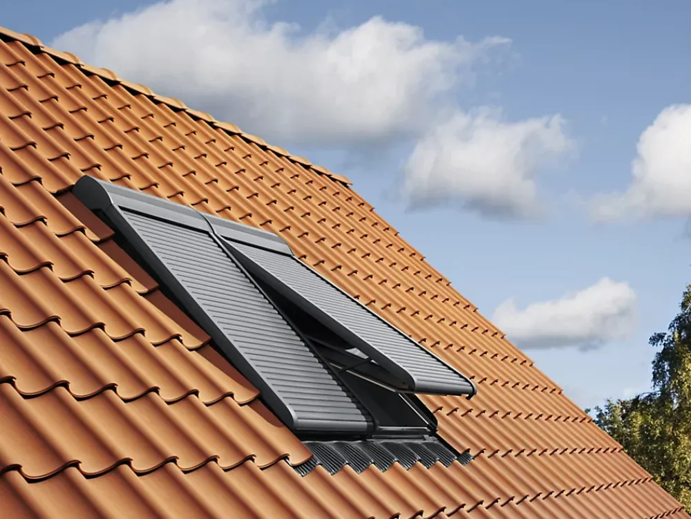 Velux Volet Roulant De Fenêtre De Toit|Volet Roulant De Fenêtre De Toit<Volet roulant rigide pour fenêtre de toit, gris anthracite, électrique, l.78 x H.118 cm, SML MK06 0000S