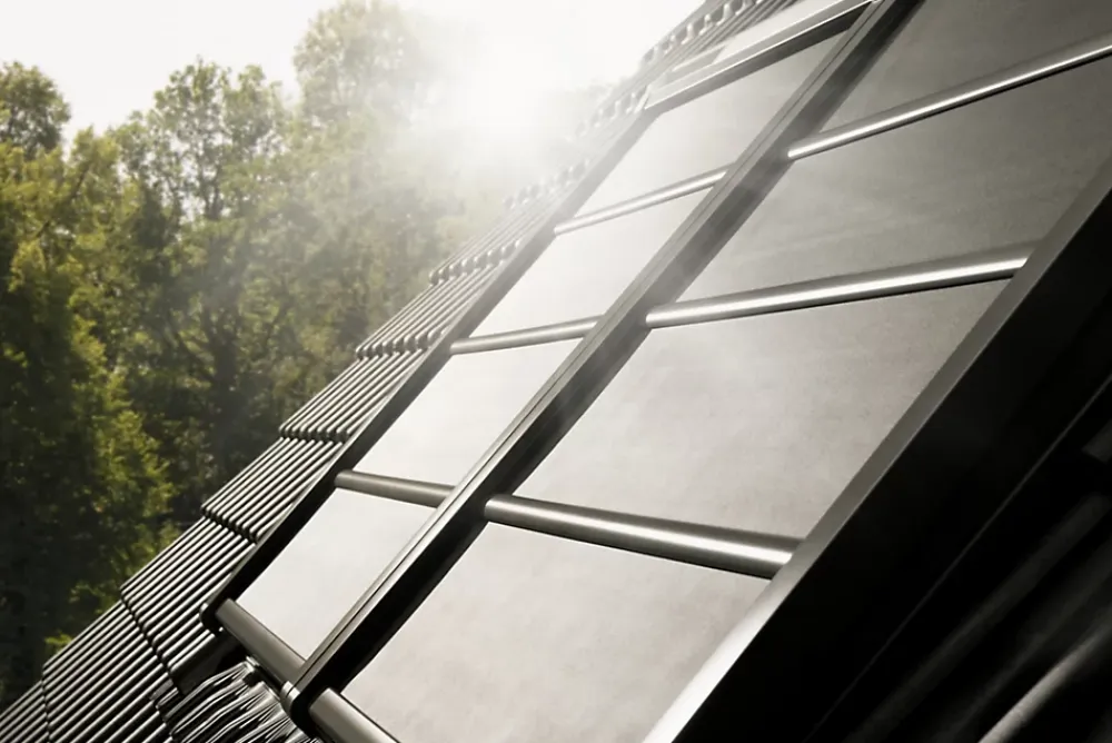 Velux Volet roulant souple pour fenêtre de toit, gris anthracite, à énergie solaire, l.78 x H.140 cm, SSS MK08 0000S- Volet Roulant De Fenêtre De Toit|Volet Roulant De Fenêtre De Toit